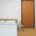 Jarak Διαμέρισμα *