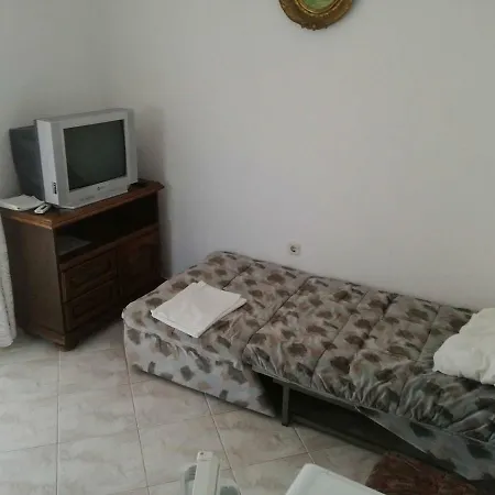 Jarak Apartman Rogoznica